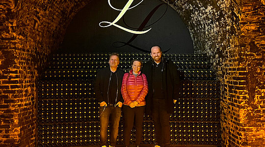 Tristan Brandt gemeinsam mit Corinna Dosch und Rafael Mittmann vom Champagner Club zu Besuch bei Champagne Lanson in Reims. Foto: 80 GRAD, Champagner-club.de