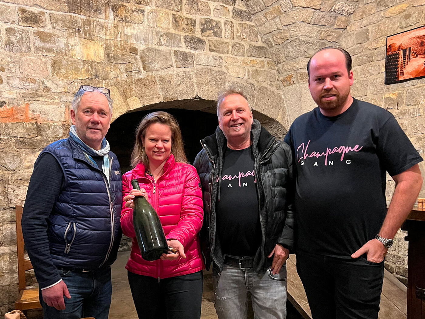 Tristan Brandt gemeinsam mit Corinna Dosch und Rafael Mittmann vom Champagner Club zu Besuch bei Champagne Jean Laurent in Celles-Sur-Ources in der Côte des Bar. Foto: 80 GRAD, Champagner-club.de